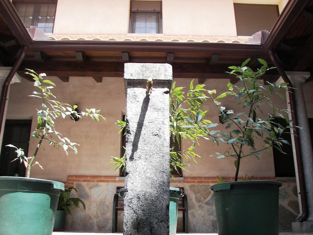 Los Laureles 2 Urda Exterior photo