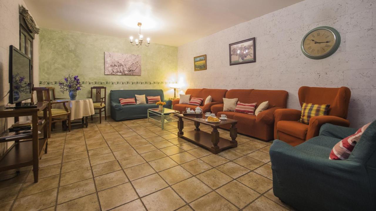 Los Laureles 2 Urda Exterior photo