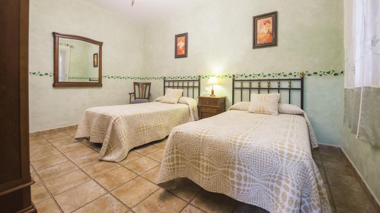 Los Laureles 2 Urda Exterior photo